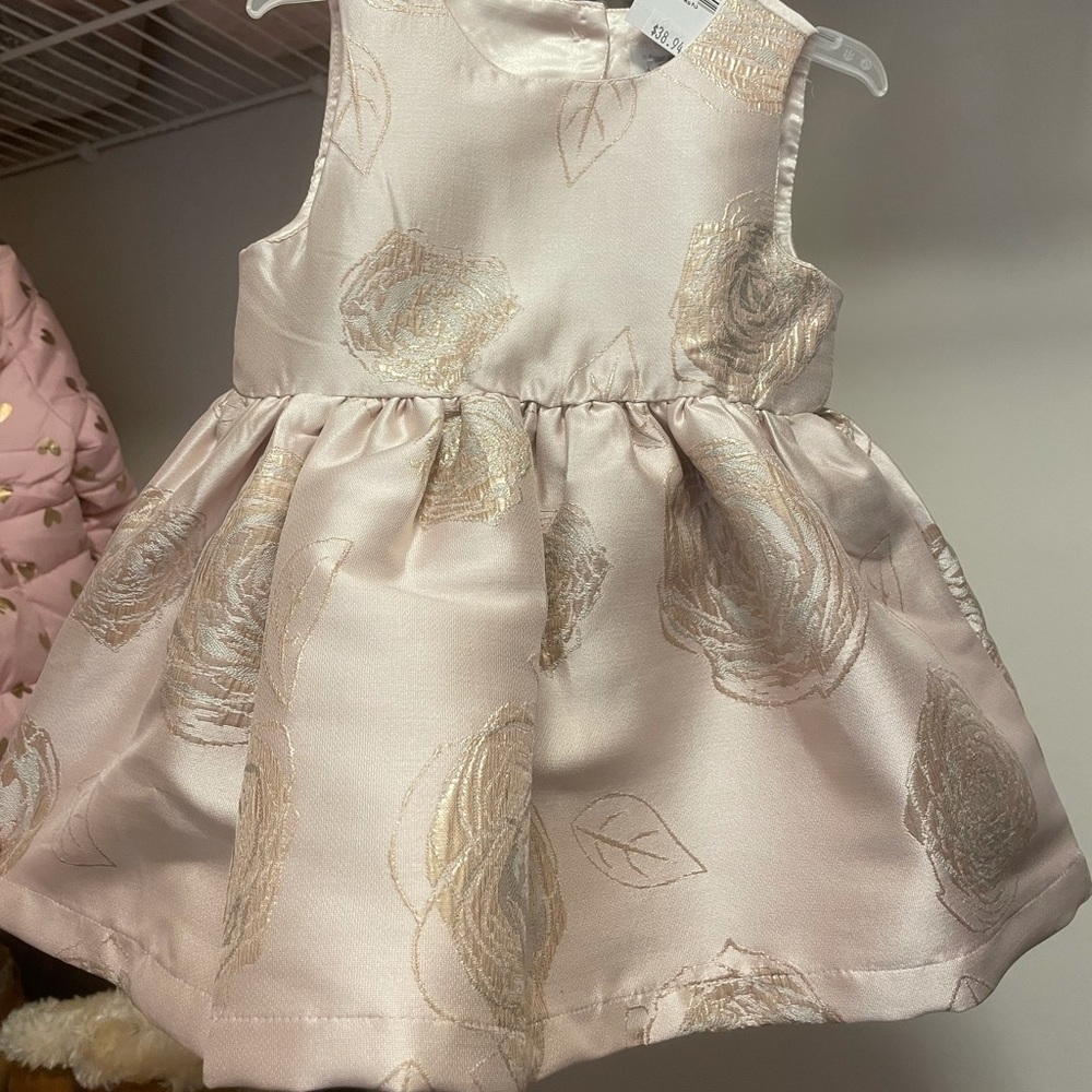 Dress - Picture 3 of 5